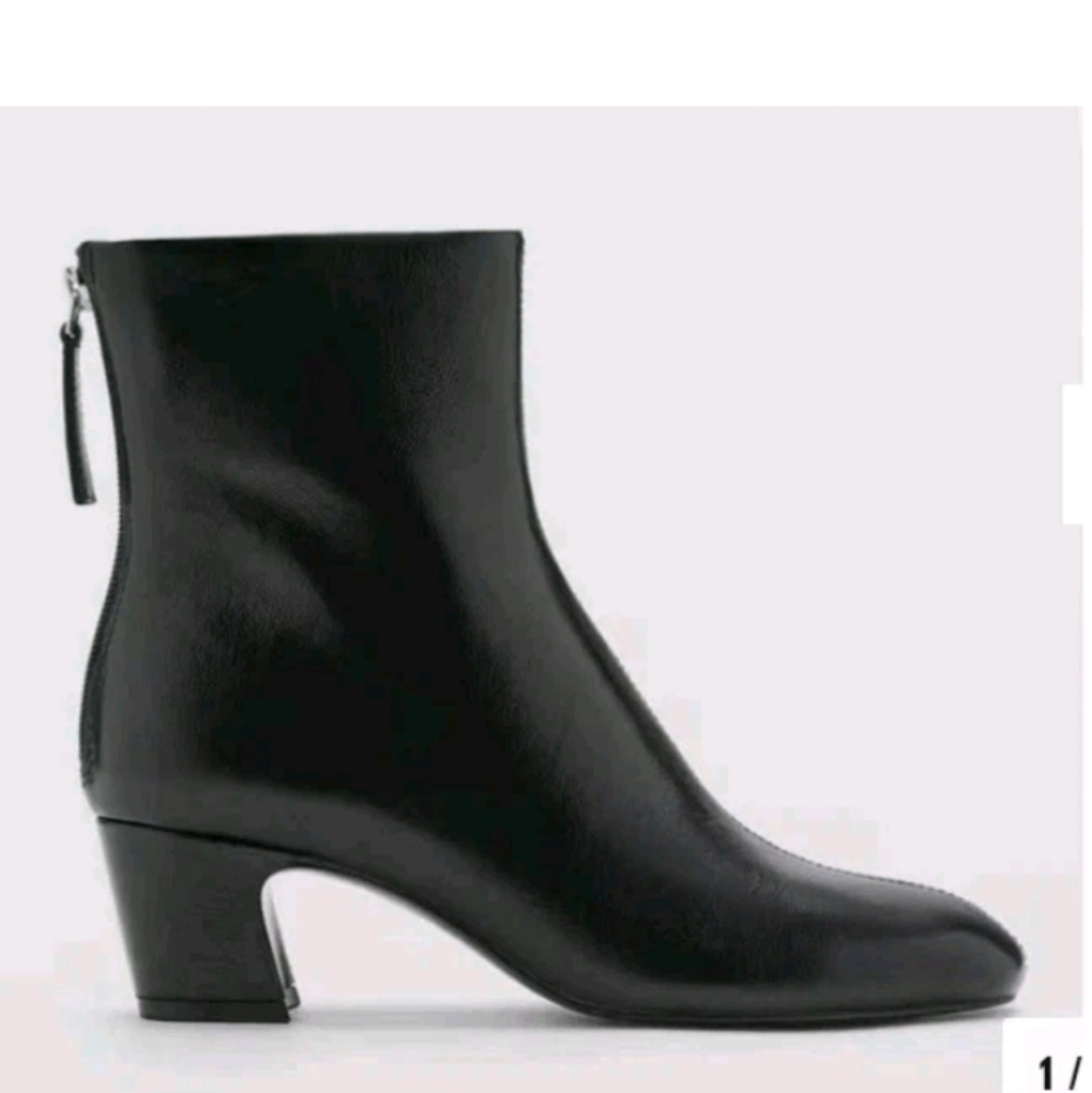 NWT Mango Mng Sz 36- 37/ US 6- 6.5 Black Leather Claire Ankle Boots